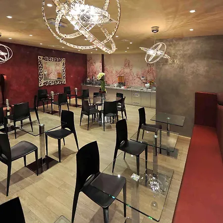 Hotel Mercure Bastille Marais 4*