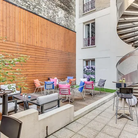 Mercure Bastille Marais 4*