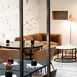 巴黎巴士底玛莱斯美居酒店 4*