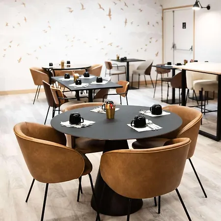 Mercure Bastille Marais 4*