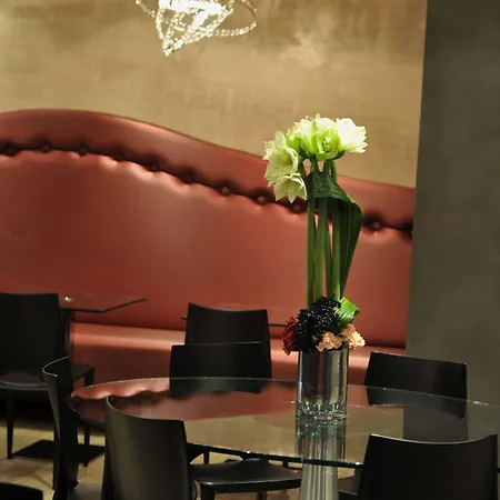 Mercure Bastille Marais Hotel 4*